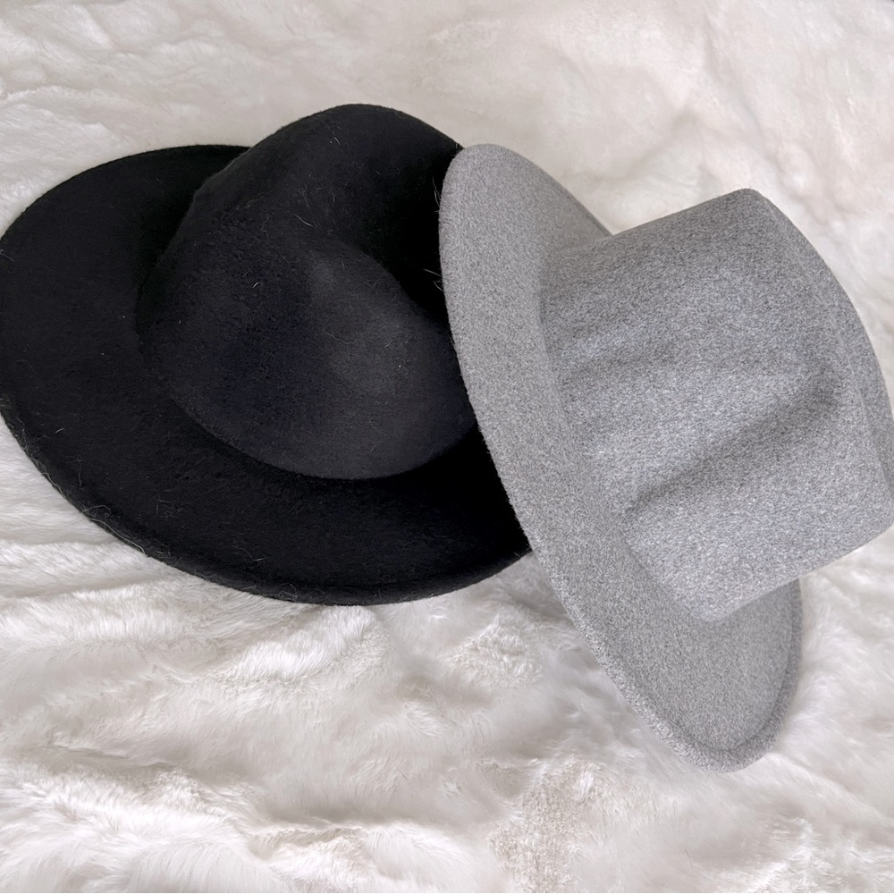 Bundle of hats